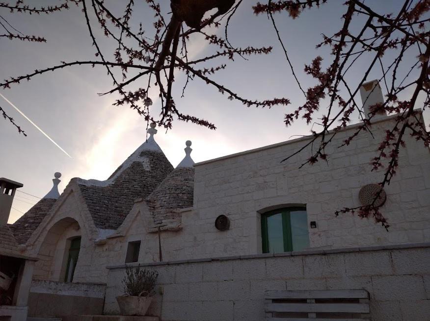 Trullo Le Tre Sorelle Cisternino Exterior photo