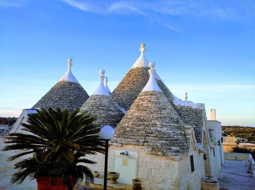 Trullo Le Tre Sorelle Cisternino Exterior photo