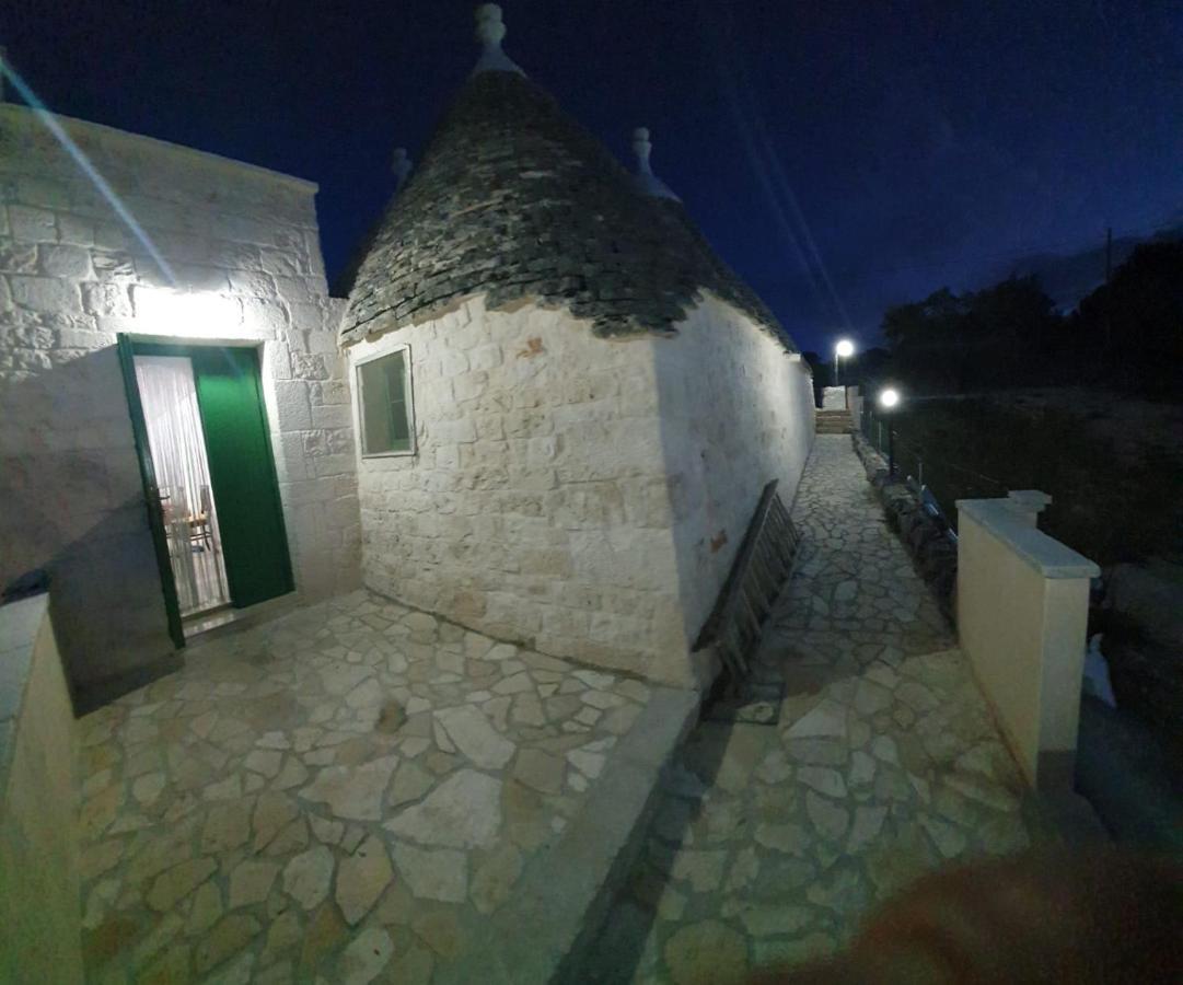 Trullo Le Tre Sorelle Cisternino Exterior photo