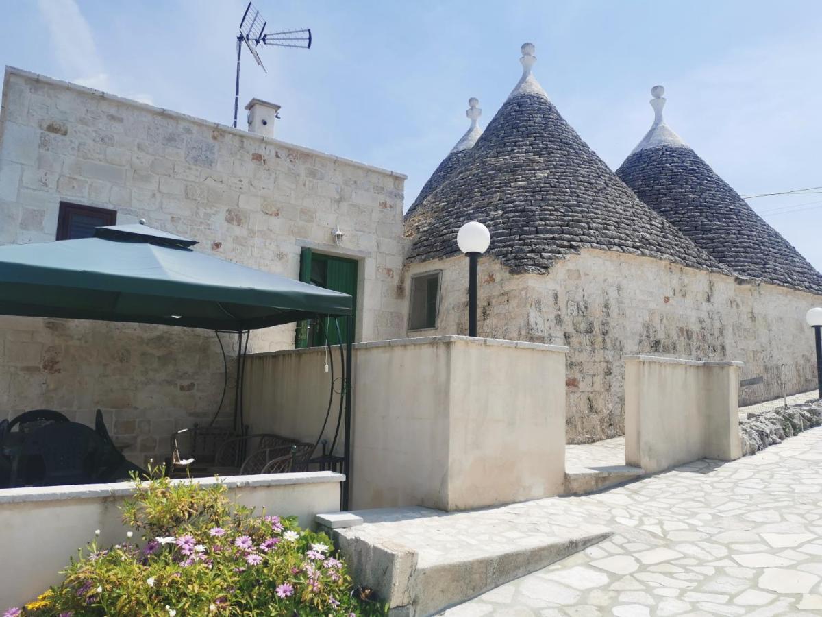 Trullo Le Tre Sorelle Cisternino Exterior photo