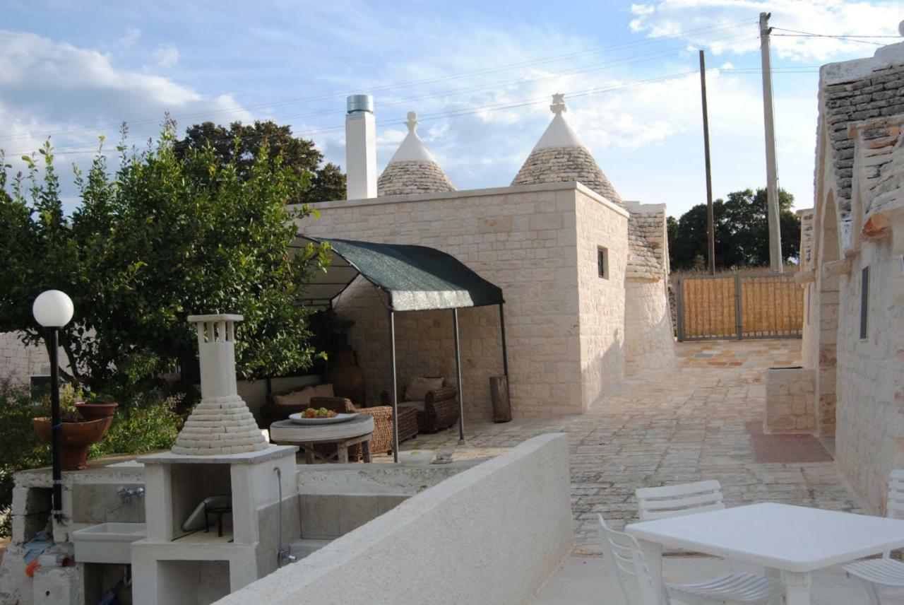 Trullo Le Tre Sorelle Cisternino Exterior photo