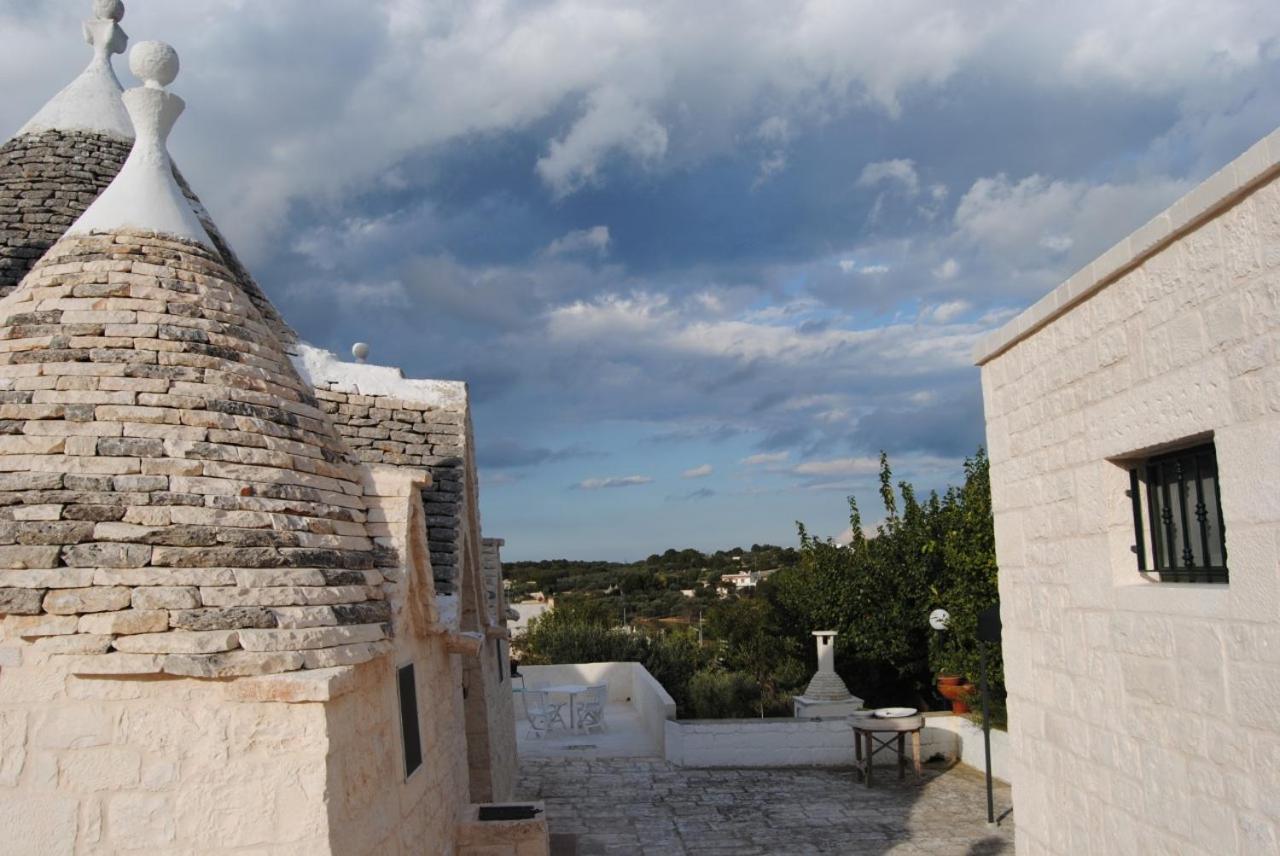 Trullo Le Tre Sorelle Cisternino Exterior photo