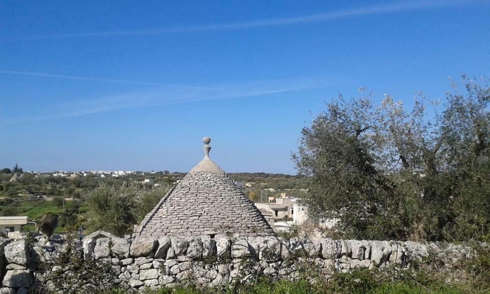 Trullo Le Tre Sorelle Cisternino Exterior photo