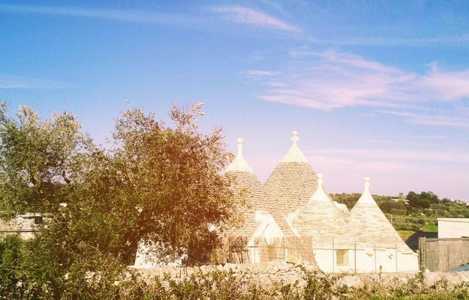 Trullo Le Tre Sorelle Cisternino Exterior photo